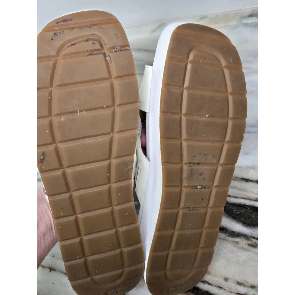 UGG Emily white leather criss cross‎ platform slide sandals 10 Beach Minimalist